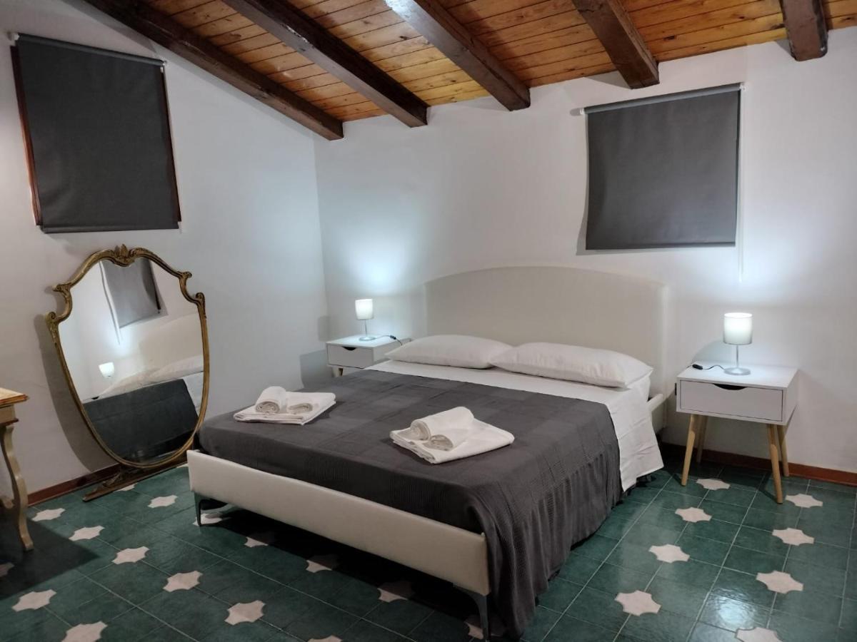 Villa Letizia Rooms & Apartments Noto Bagian luar foto
