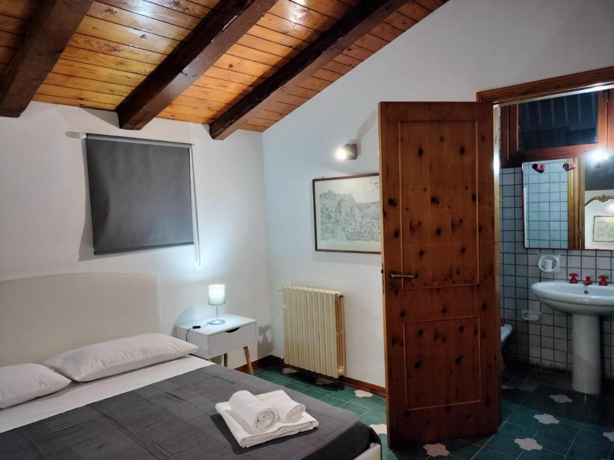 Villa Letizia Rooms & Apartments Noto Bagian luar foto