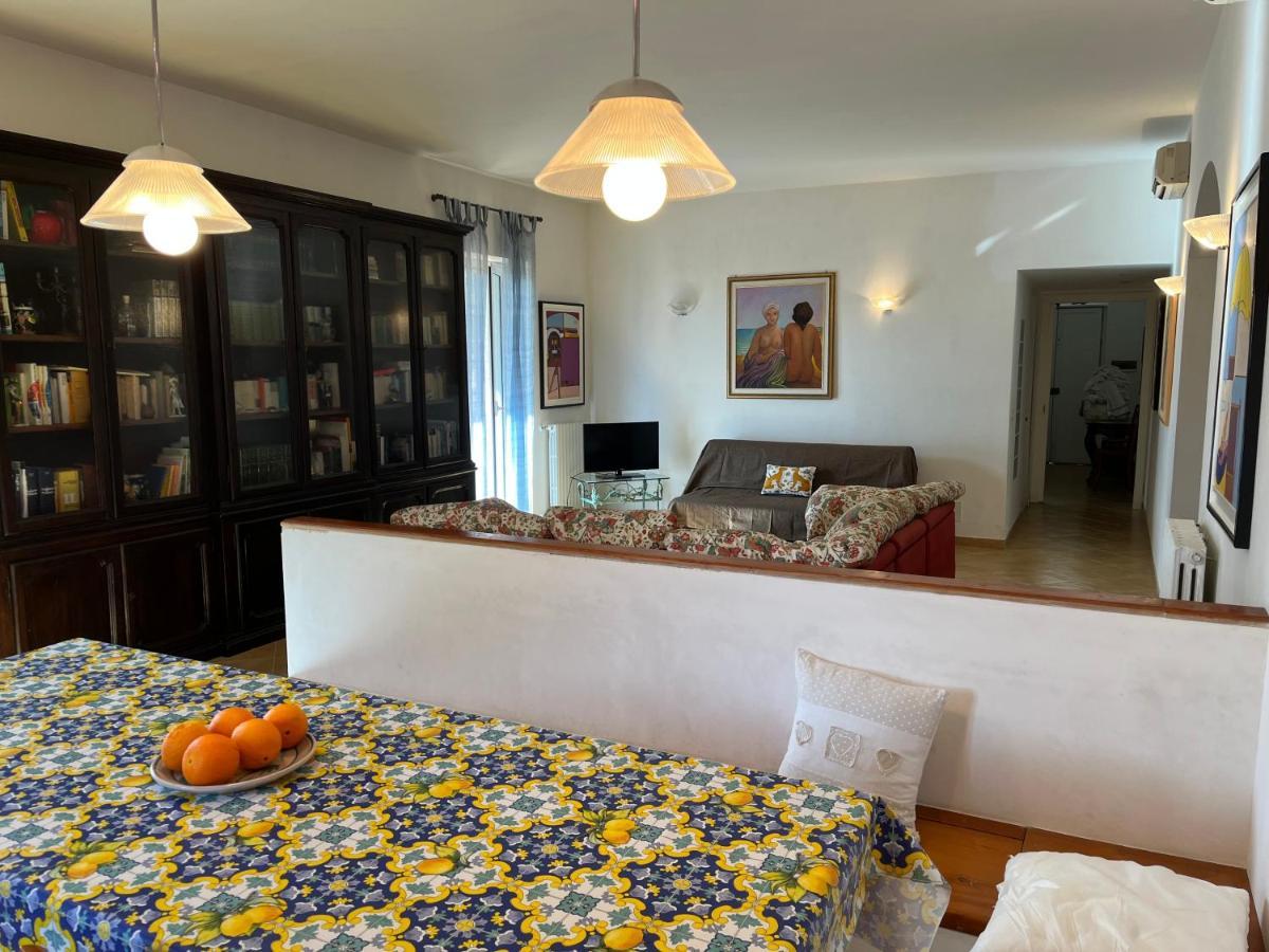 Villa Letizia Rooms & Apartments Noto Bagian luar foto