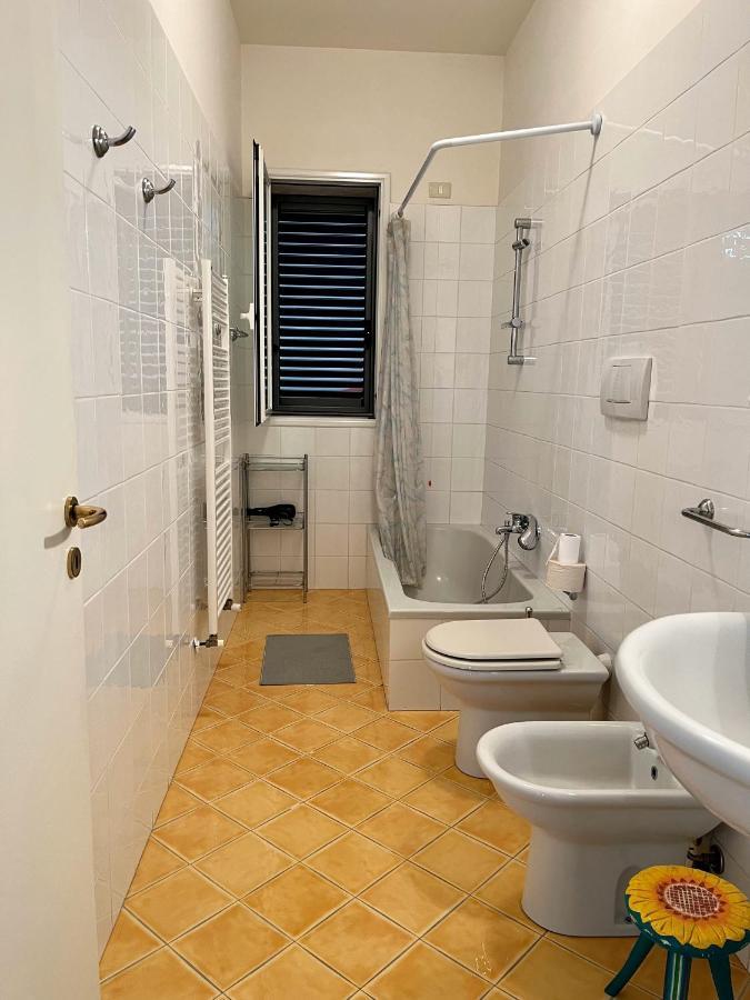 Villa Letizia Rooms & Apartments Noto Bagian luar foto