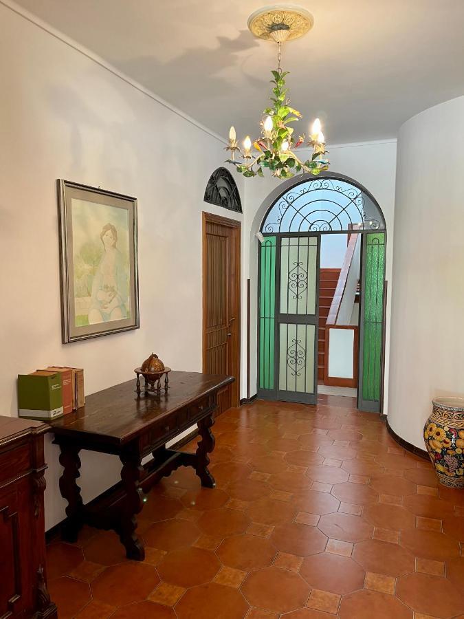Villa Letizia Rooms & Apartments Noto Bagian luar foto